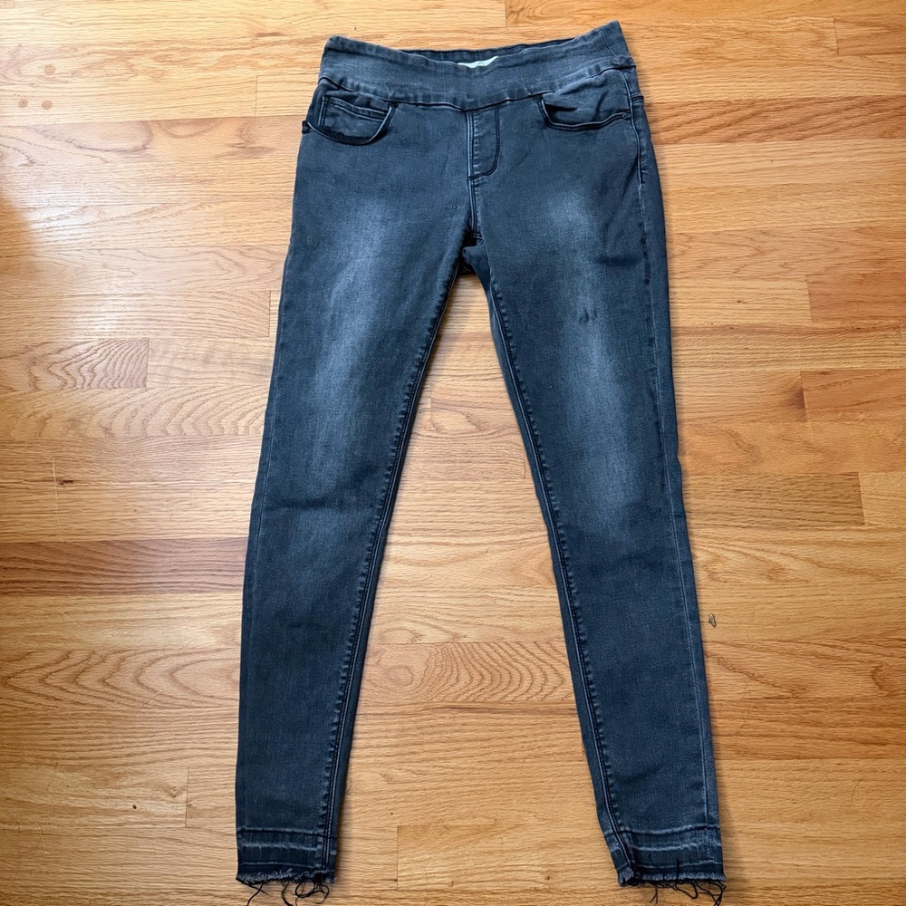 Lola Jeans Julia Ash Mid-Rise Pull-On Ankle Jeans